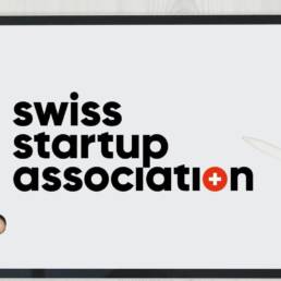 Il logotipo dell'Associazione Svizzera delle Startup su tablet