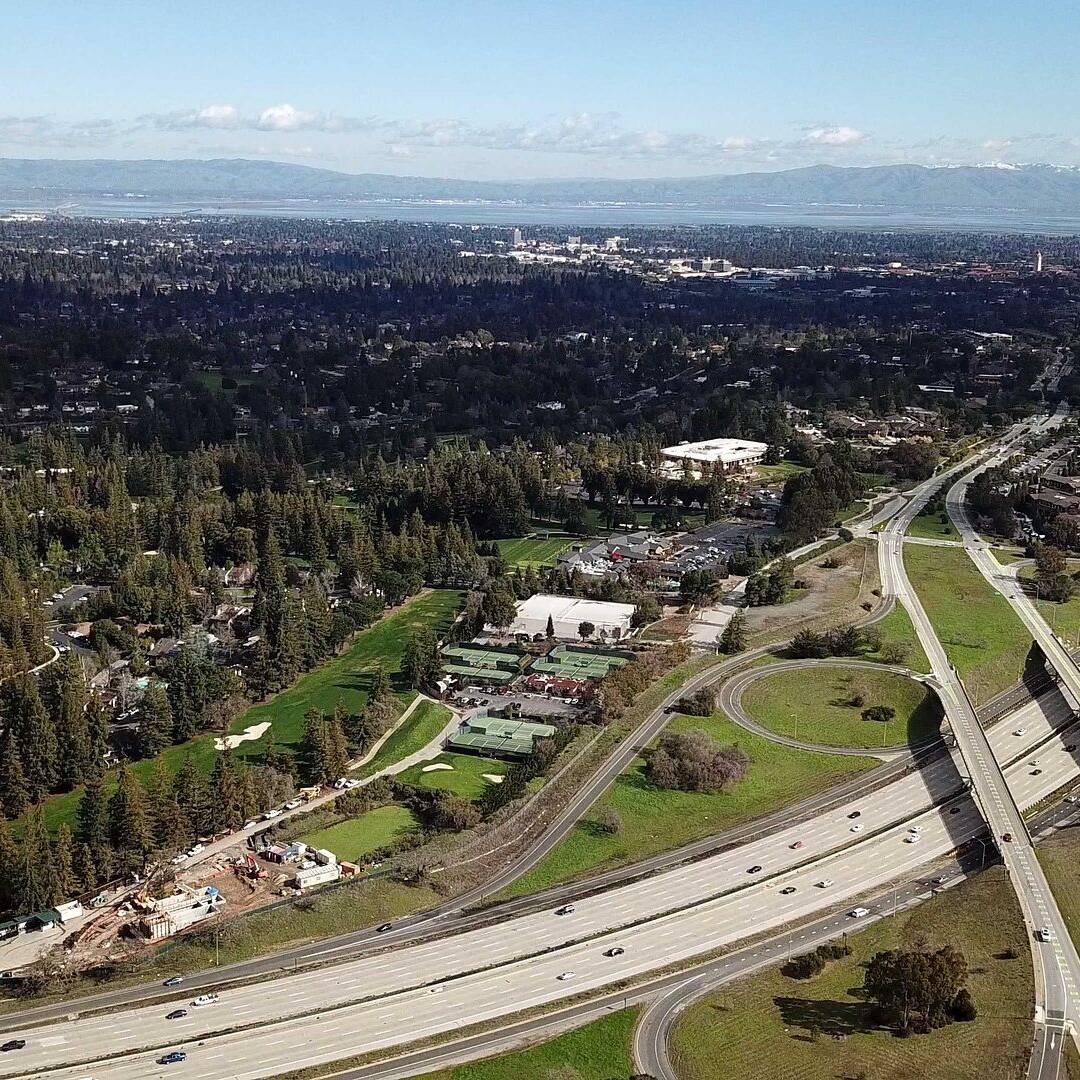 Vista dall'alto di Menlo Park, in California, sede di startup e venture firms
