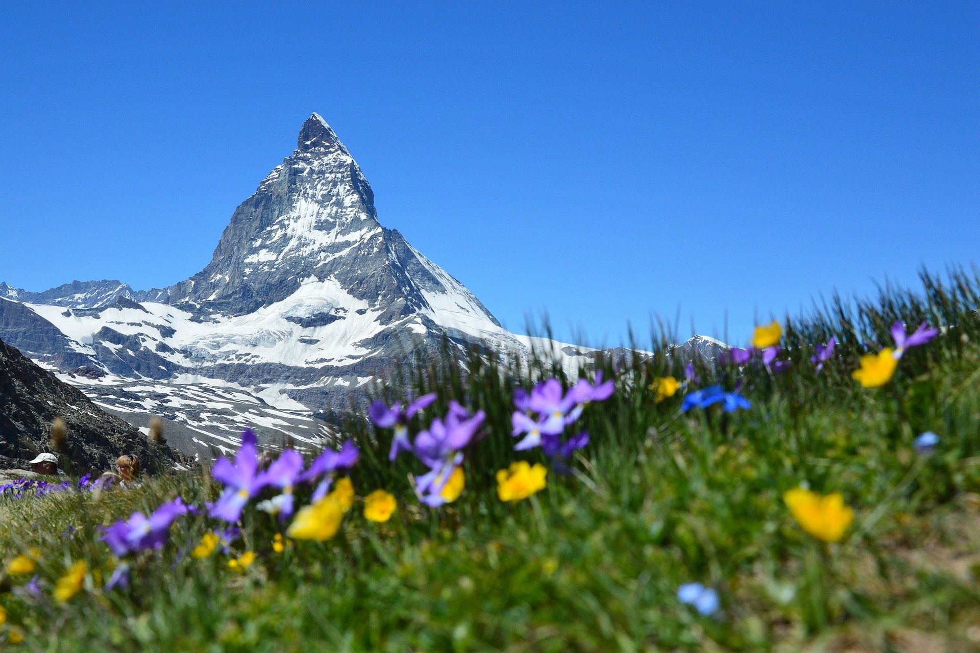 Il Cervino o Matterhorn è una montagna delle Alpi alta 4478 metri