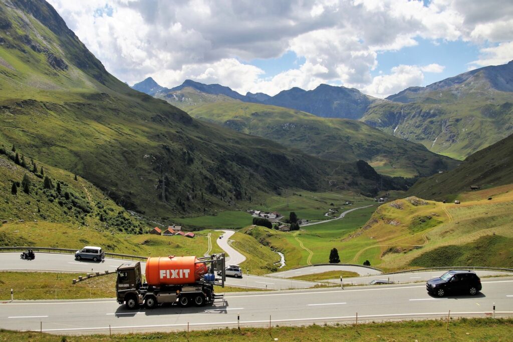 Il Passo del Giulia in Svizzera fra Val Sursette ed Engadina