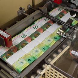 La produzione di franchi presso la Banca Nazionale Svizzera