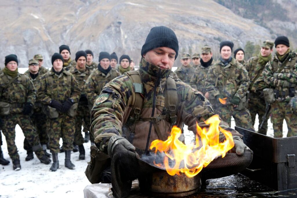Le attività di protezione dell'esercito svizzero al World Economic Forum di Davos (Grigioni) (Foto (VBS-DDPS)