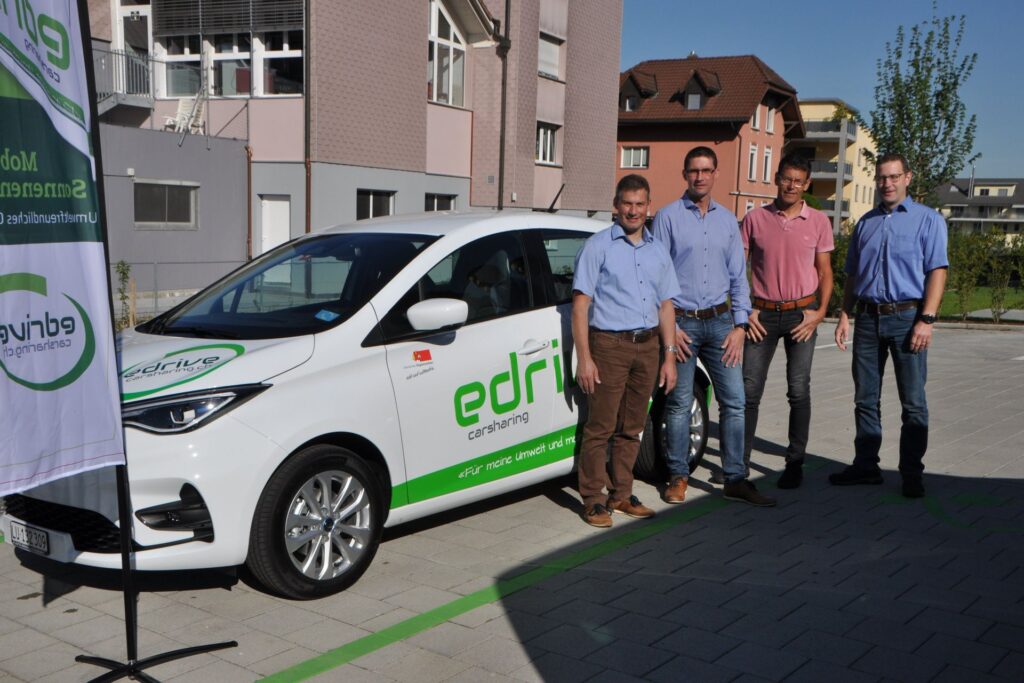 Un'automobile fornita da edrive carsharing