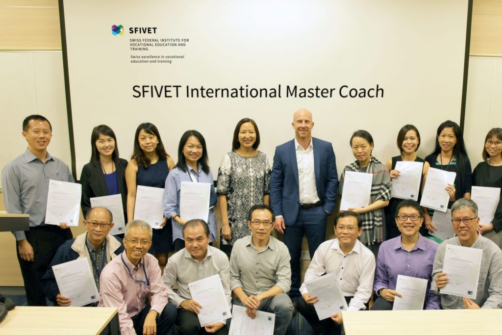 Diplomati di Singapore dell'Istituto Universitario Federale per la Formazione Professionale (IUFFP)