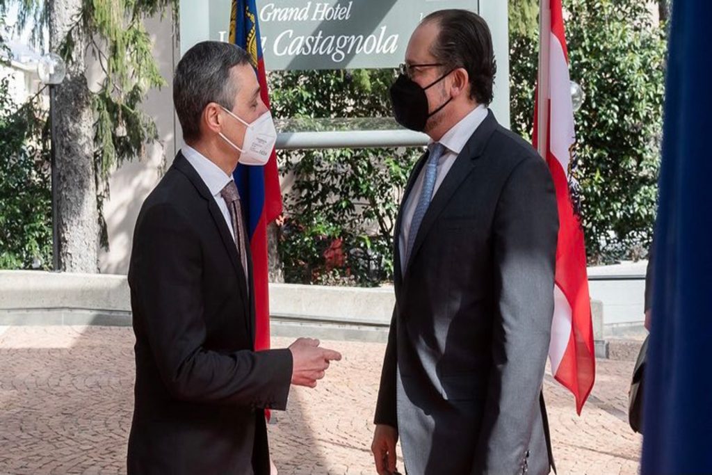 Ignazio Cassis, Consigliere Federale, con Alexander Schallenberg, Ministro degli Esteri dell'Austria