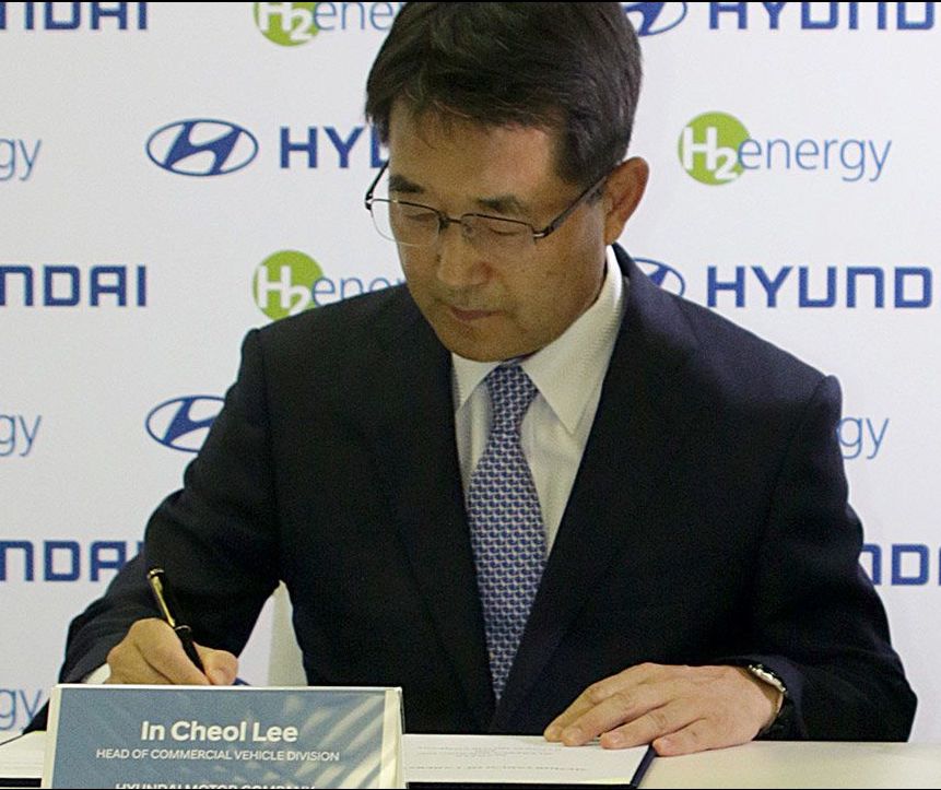 In Cheol Lee è il Vice Presidente Esecutivo e Capo della Divisione Veicoli Commerciali di Hyundai Motor