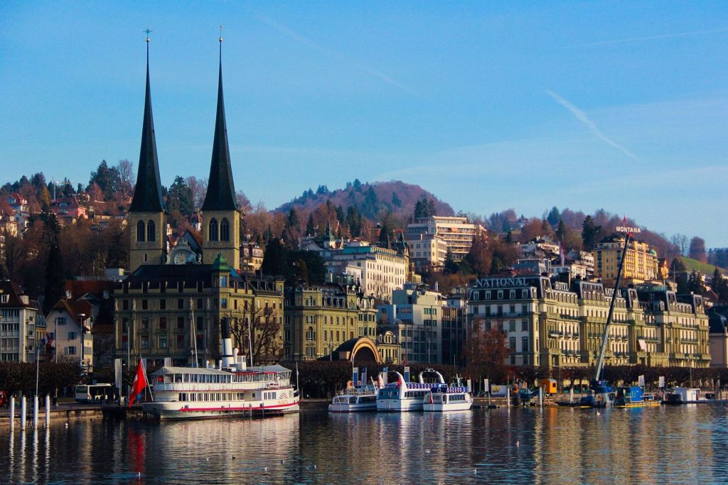 Il bellissimo centro storico della città svizzera di Lucerna