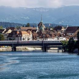 La città svizzera di Soletta attraversata dal fiume Aar