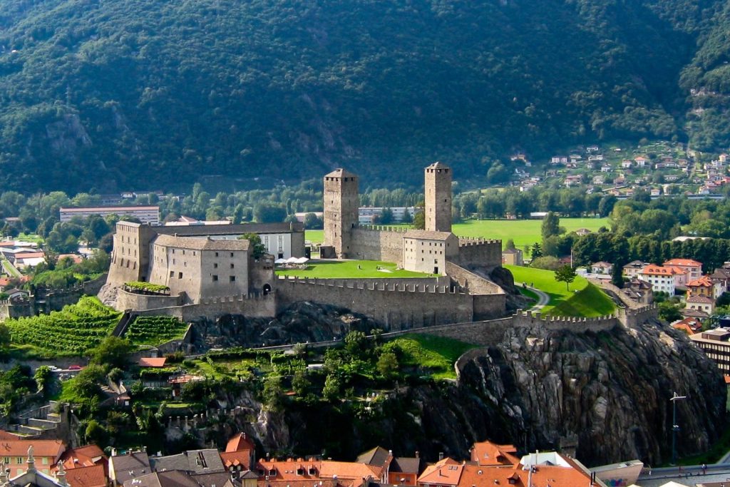 Lo splendido Castelgrande di Bellinzona, capitale del Ticino