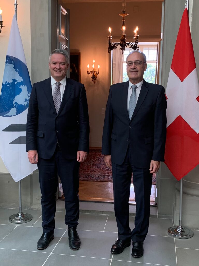 Il Consigliere Federale Guy Parmelin con Mathias Cormann, neo Segretario dell'Organizzazione per la Cooperazione e lo Sviluppo Economico