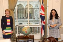 Il Ministro britannico per l'Europa, Wendy Morton, e la Ministra degli Esteri del Liechtenstein, Dominique Hasler