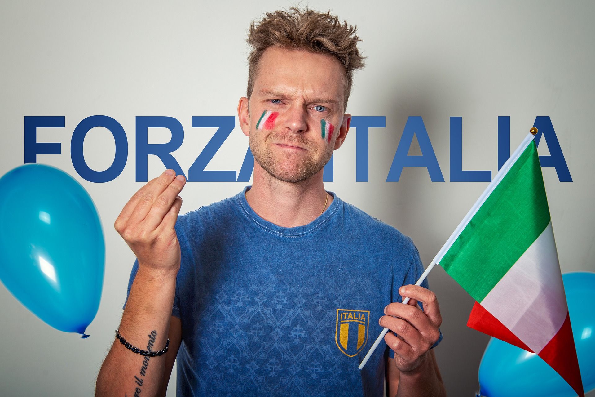 Gli italiani hanno un rapporto ambivalente con lo Stato e con l'idea stessa di Nazione