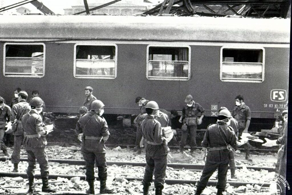 Il treno Schweiz-Adria Express 13534 Ancona-Basilea colpito dall'attentato di Bologna del 2 agosto 1980