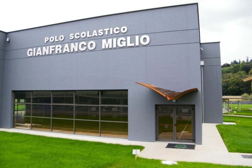 Il polo scolastico 'Gianfranco Miglio' di Adro in provincia di Brescia