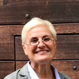 Monica Bravi, imprenditrice milanese trapiantata a Bologna, è fondatrice di MNEM, un'azienda di antropologia applicata