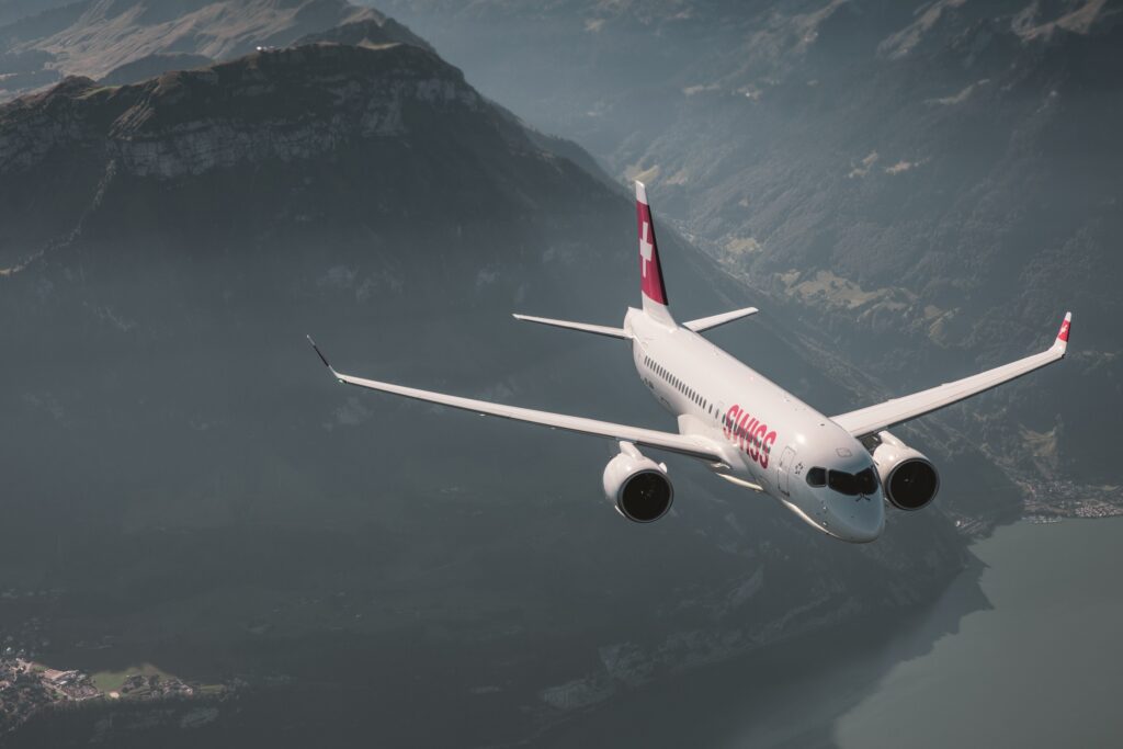 Bombardier CSeries während eines Fluges © SWISS