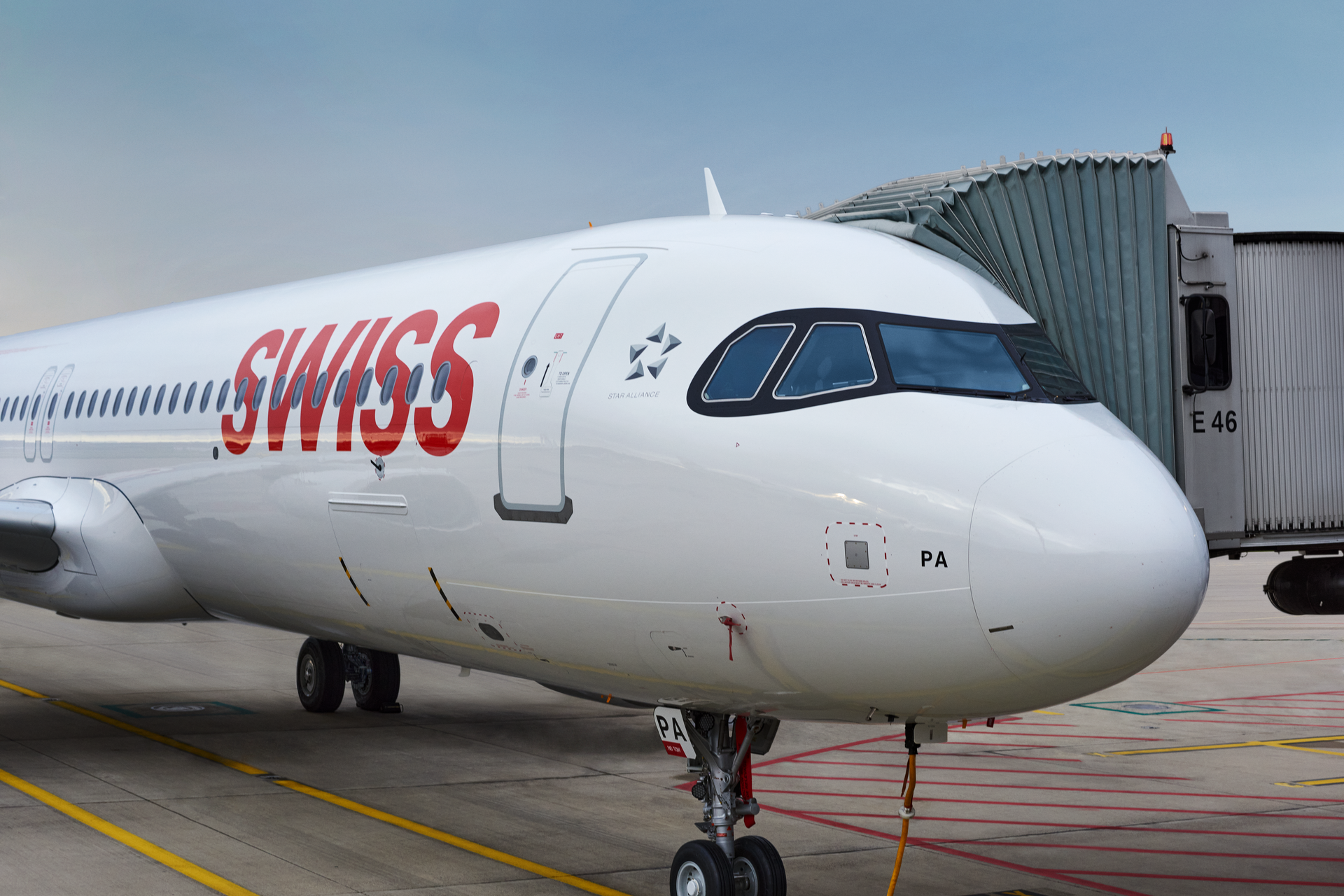 A320 während einer Betankung ©SWISS