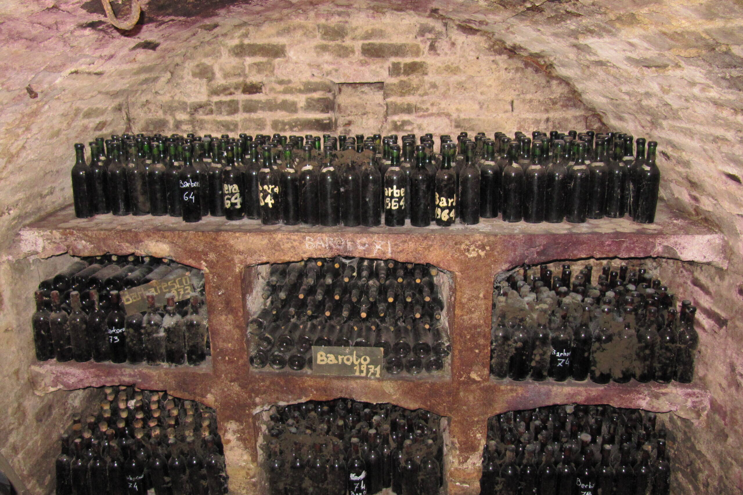 Cantine Castello Feudale di Montegrosso d'Asti