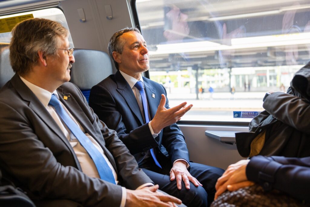 Il Presidente della Confederazione Ignazio Cassis in Treno © dfae