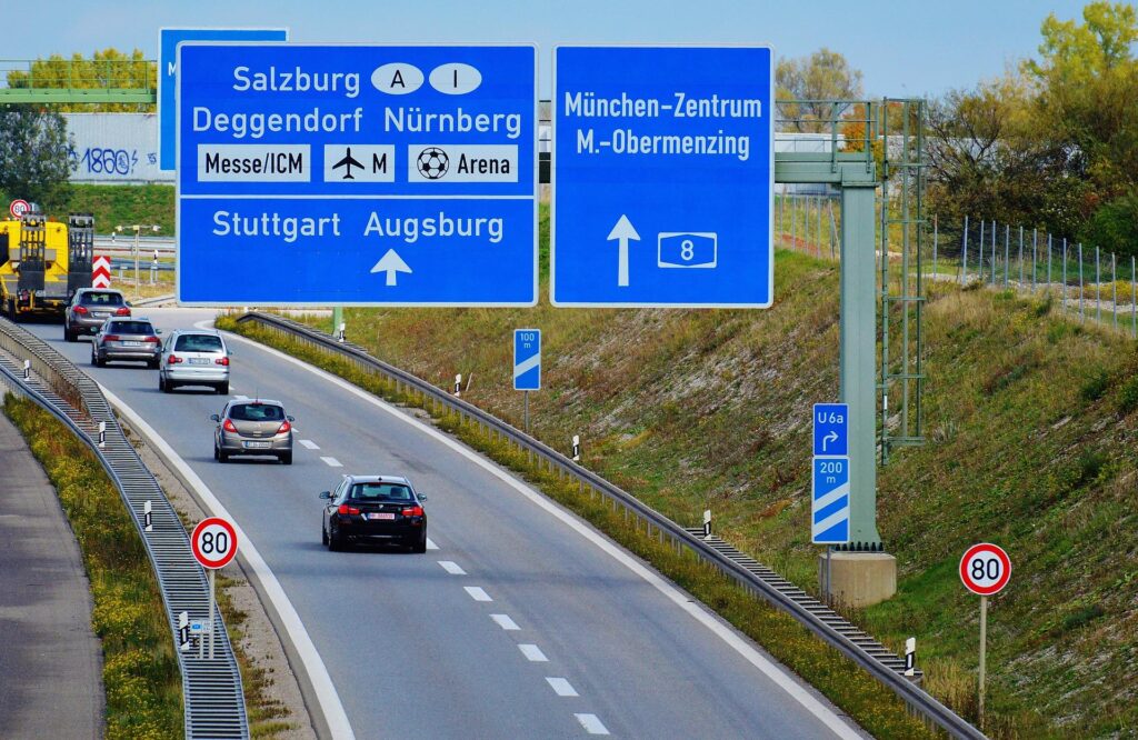Deutsche Autobahn Photo by Alexas_Fotos on Pixabay