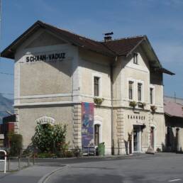 Bahnhof Schaan-Vaduz Photo by Azby on German Wikipedia