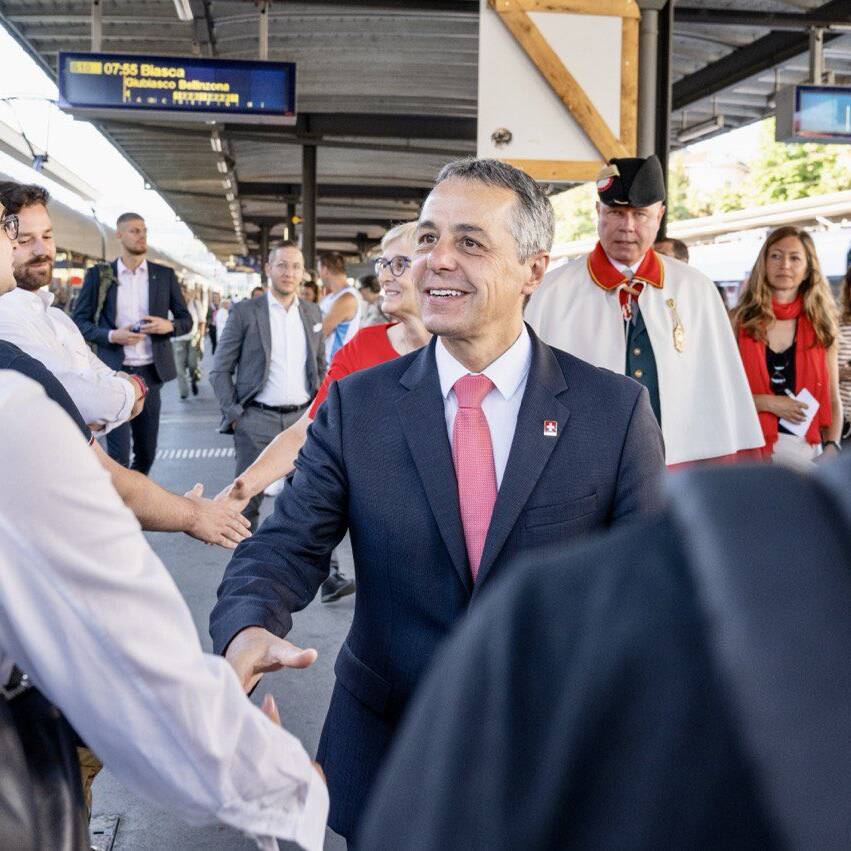 Il Presidente della Confederazione Ignazio Cassis in partenza da Lugano per il suo