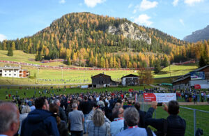 Impression of the world record run of the Rhaetian Railway's longest passenger train (1.91 kilometers) on the UNESCO World Heritage route, the alpine Albula line, in Graubuenden on October 29, 2022
