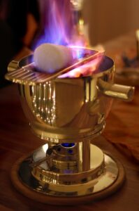 Feuerzangebowle - Kore Nordmann (Kore), CC BY-SA 4.0, via Wikimedia Commons