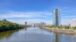 Frankfurt am Main mit Blick auf die EZB und Skyline Image by Achim Weidner from Pixabay