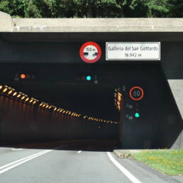 GotthardTunnel Photo by Ato 01, CC BY-SA 3.0, via Wikimedia Commons