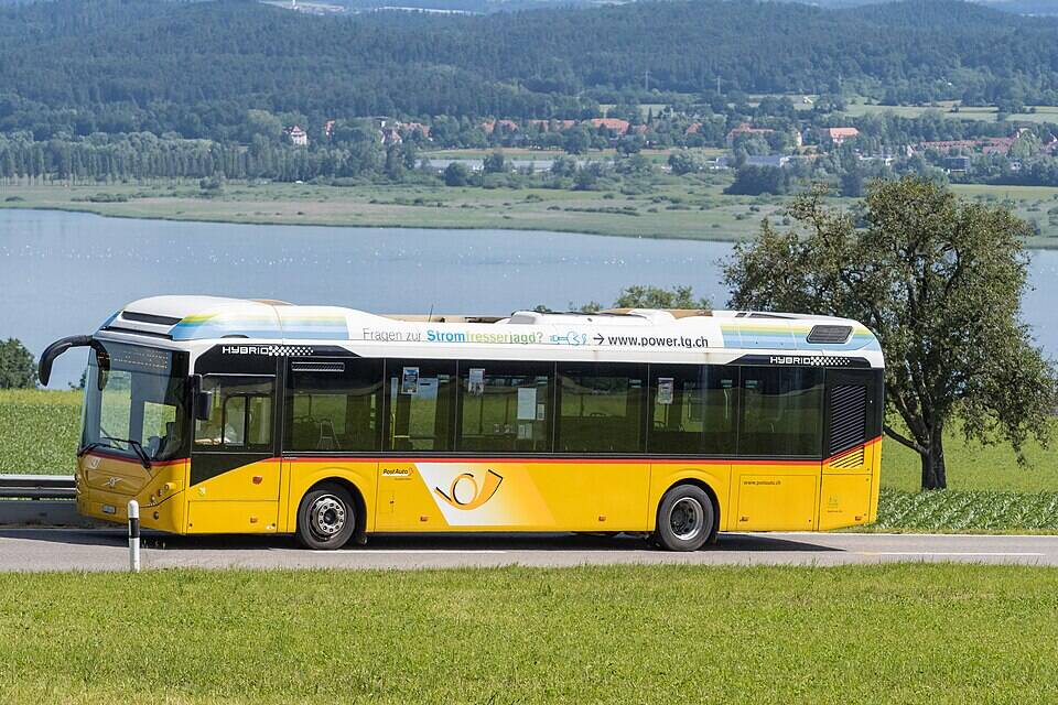 AutoPostale - PostAuto - CarPostal - Auto da Posta Image by JoachimKohler-HB, CC BY-SA 4.0, via Wikimedia Commons