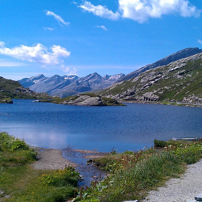 San Bernardino Pass Wa18, CC BY 3.0, via Wikimedia Commons