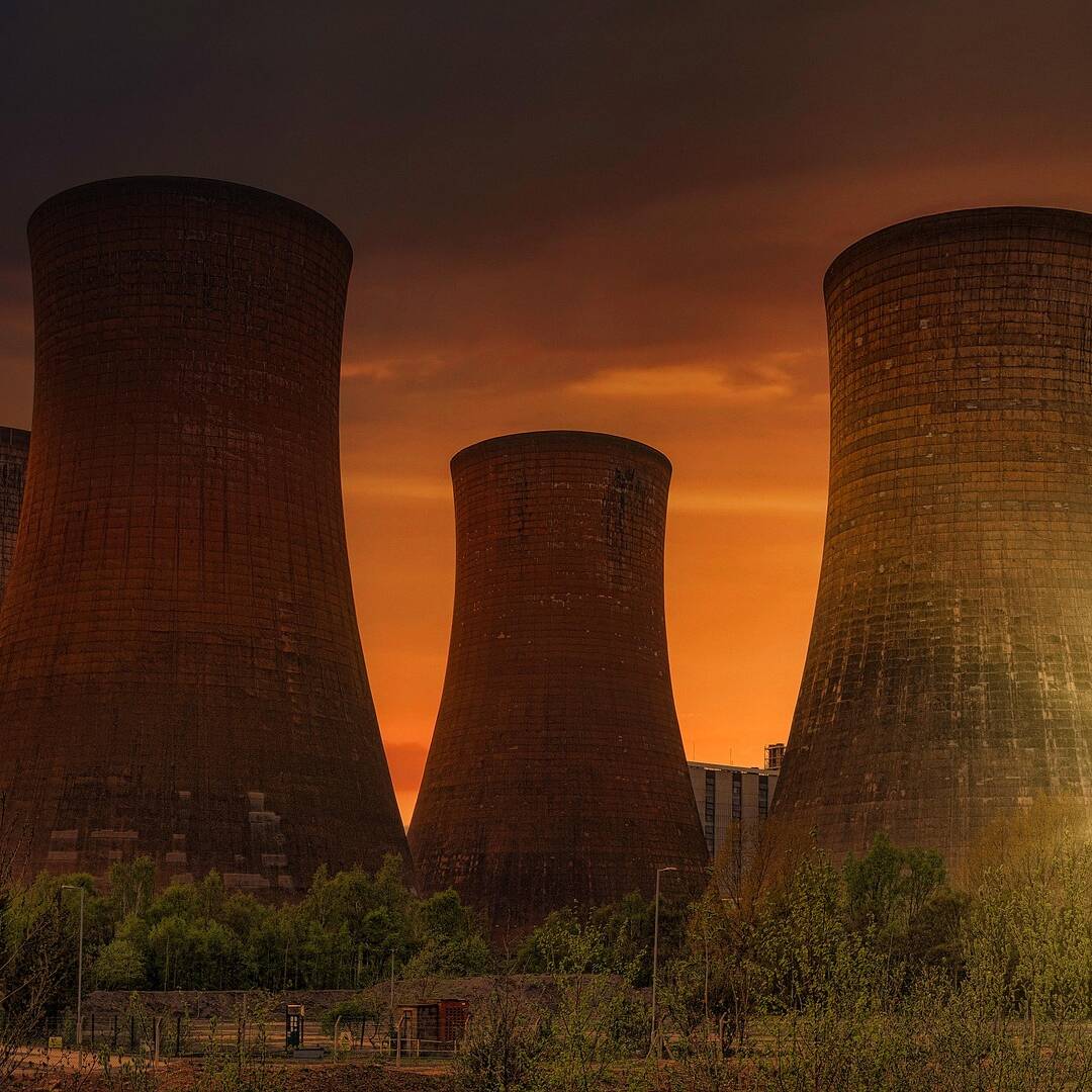 Cooling towers - Image by Joe from Pixabay