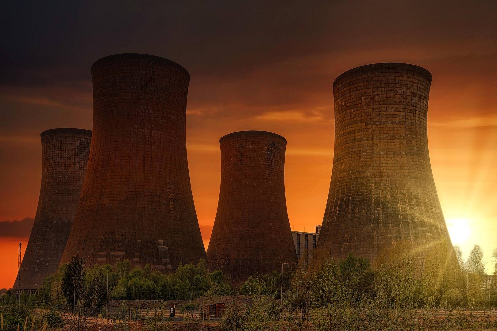 Cooling towers - Image by Joe from Pixabay